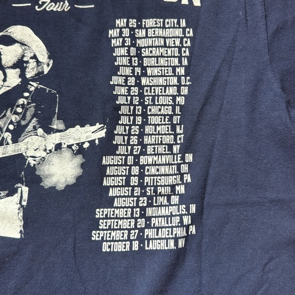 Toby Keith Official Crew “Shut Up and Hold On Tour” - Picture 4 of 4